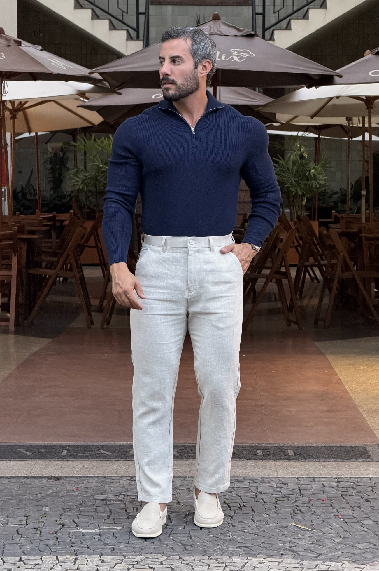Pulóver Montclair · Cuello Alto con Cierre